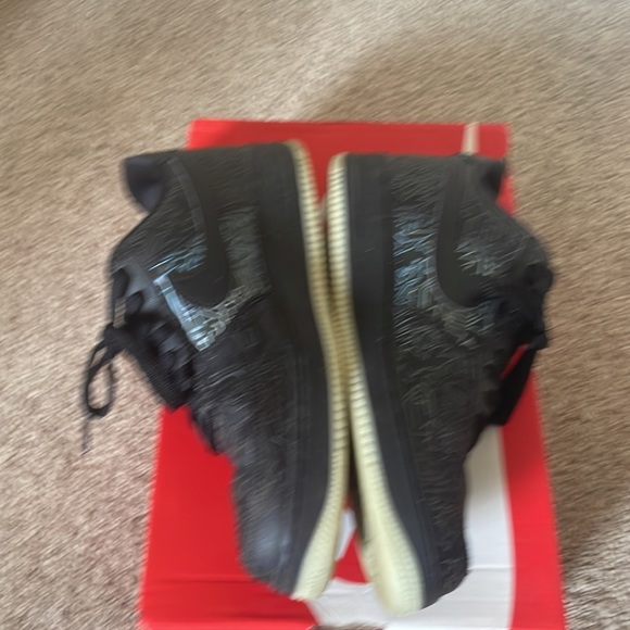 Space jam Air Force 1 computer chip. Size 8 - Picture 2 of 4